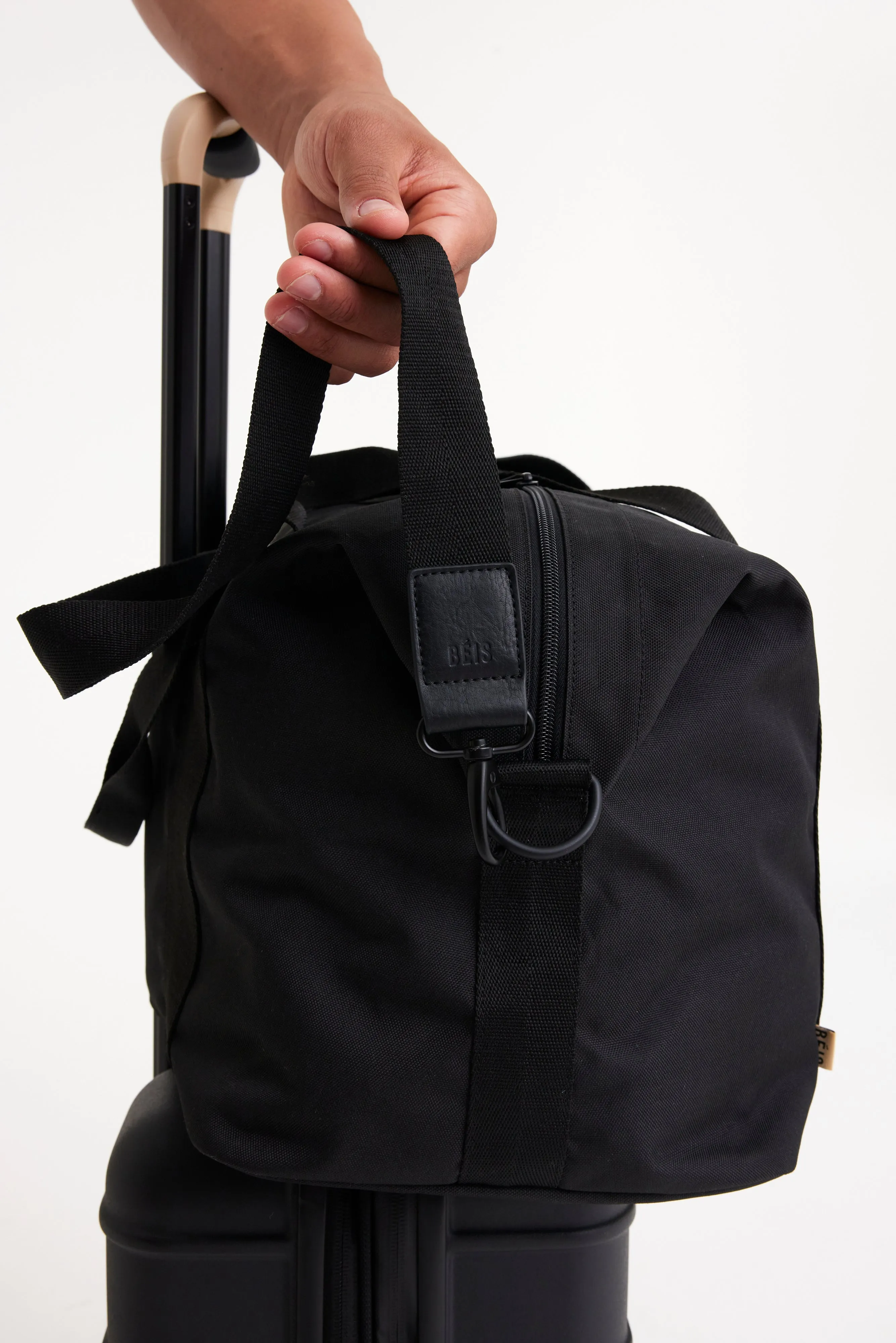 The BÉISics Duffle in Black